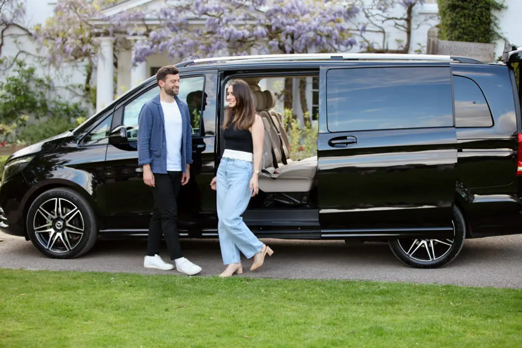 V-class-with-2-passengers-1024×683